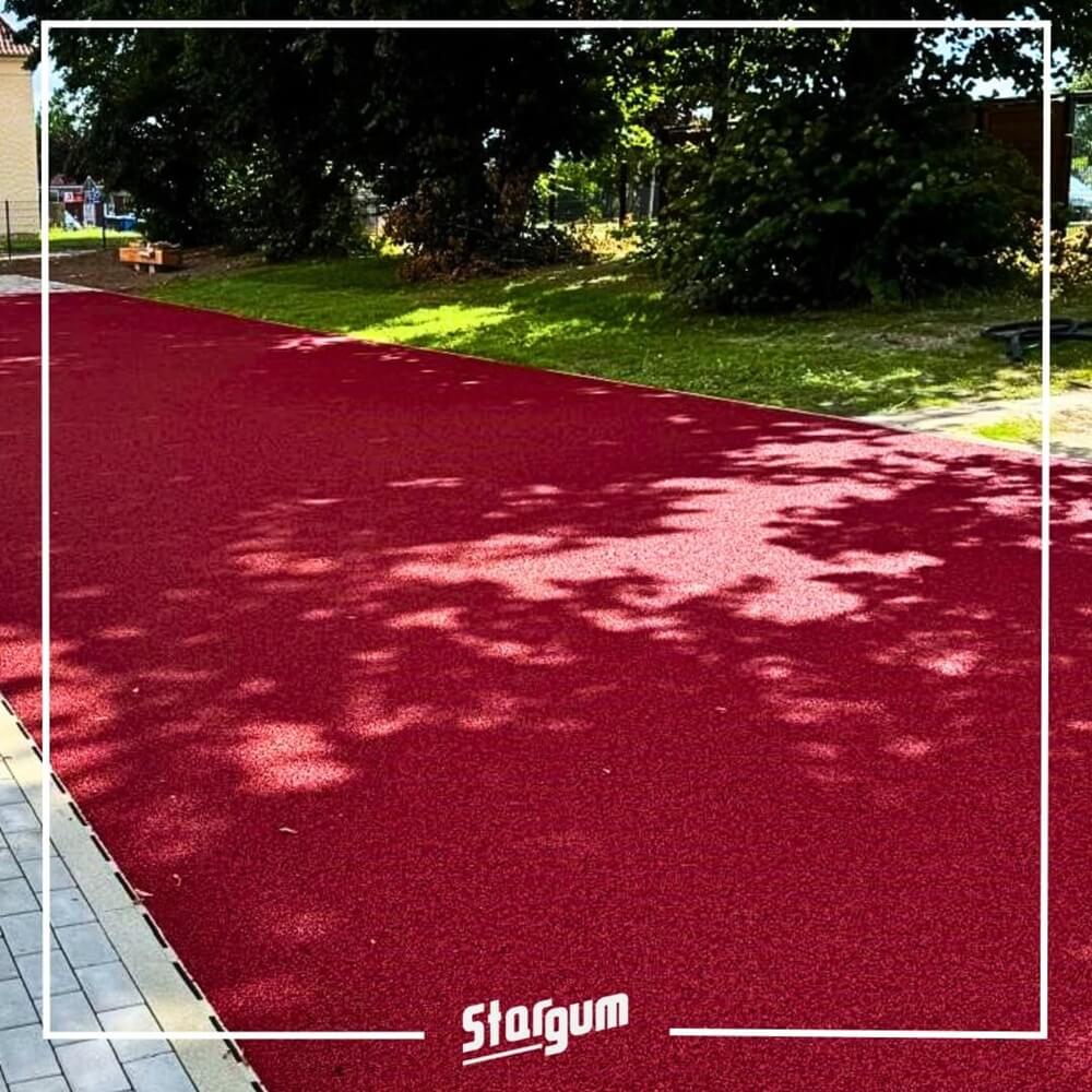 Co to jest nawierzchnia poliuretanowa? Budowa, właściwości i zastosowania